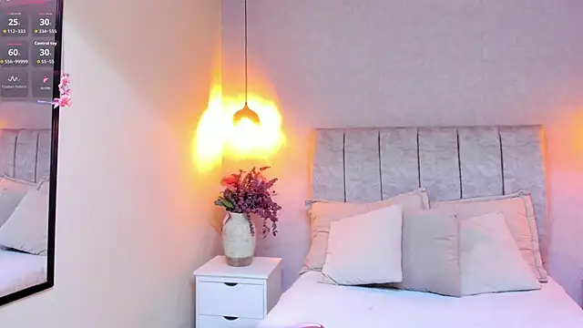 tutu milf online show from October 2025 07:10:02 PM