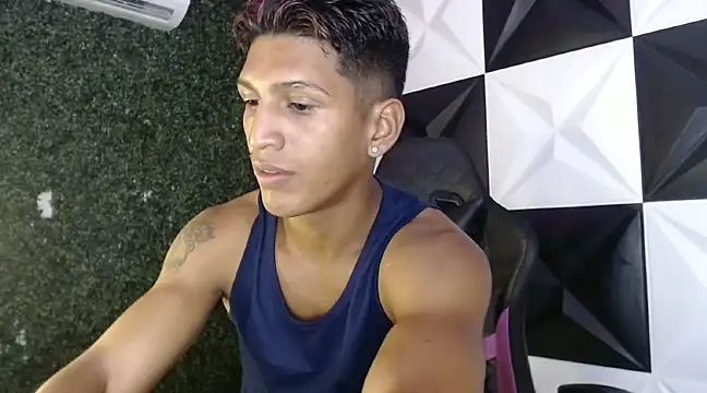 mau elixxx online show from December 2024 08:47:02 PM