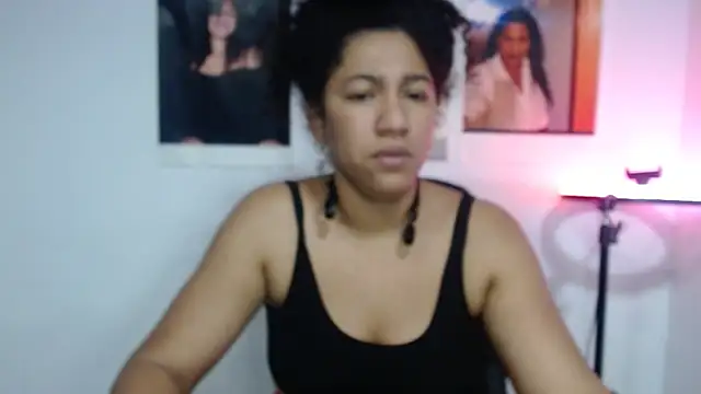 bellacrespalatina online show from October 2025 02:42:01 AM