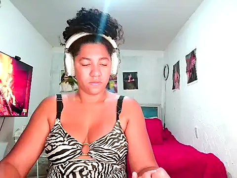 bellacrespalatina online show from April 2026 06:15:01 PM