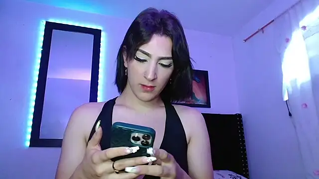 Triana Damelio online show from September 2025 02:21:01 PM