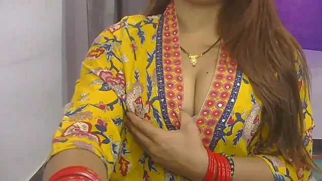 cutie-taara online show from October 2025 04:24:01 AM