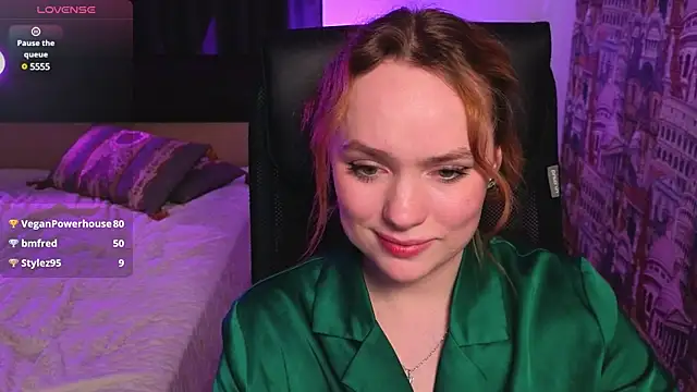 Kari Lunna online show from February 2025 09:26:02 AM