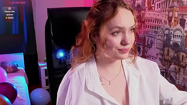 Kari Lunna online show from March 2025 03:51:01 AM