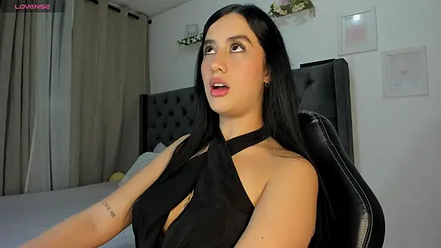 Amiirra  online show from April 2026 11:20:02 PM