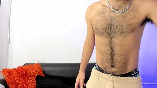 Snapshot of JuanDiegoKing chatting on March 2025 01:42:01 PM JuanDiegoKing online show from March 2025 01:42:01 PM