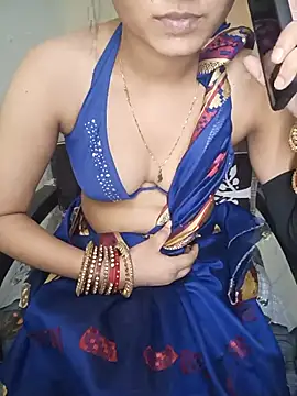 Snapshot of Hot__Mirchi chatting on June 2026 05:16:01 PM Hot Mirchi online show from June 2026 05:16:01 PM