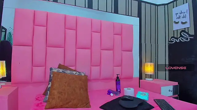 Brithanyslim online show from January 2025 07:51:01 PM