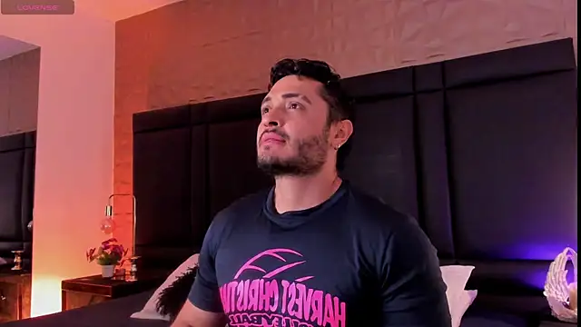 JossAckland online show from October 2025 07:42:02 PM