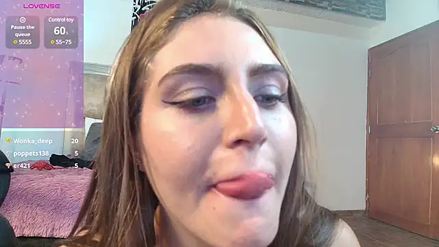 dakota Robbins  online show from February 2025 03:22:01 AM