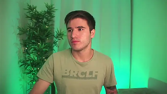 Tony Wylie online show from November 2025 10:03:01 AM