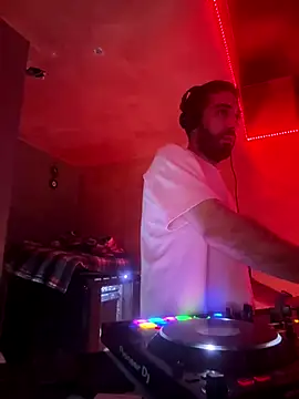 djtimka online show from November 2025 07:03:01 PM