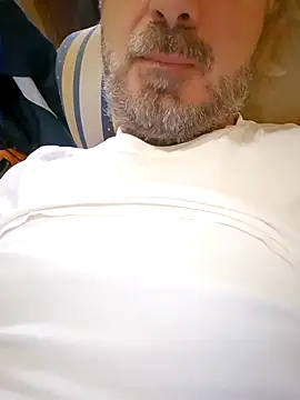 Snapshot of 1talianBeutifulCock chatting on December 2024 01:22:01 PM 1talianBeutifulCock online show from December 2024 01:22:01 PM