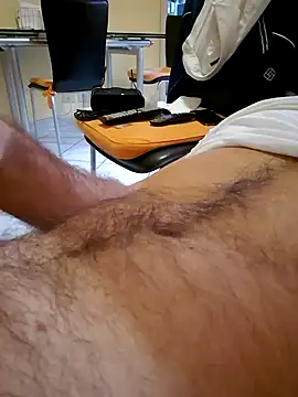 Snapshot of 1talianBeutifulCock chatting on January 2025 10:54:01 AM 1talianBeutifulCock online show from January 2025 10:54:01 AM