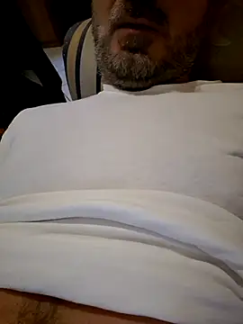 Snapshot of 1talianBeutifulCock chatting on January 2025 03:47:01 PM 1talianBeutifulCock online show from January 2025 03:47:01 PM