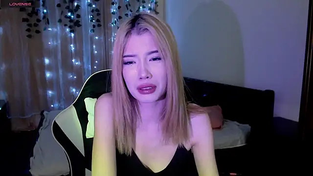 Velvetsky 1 online show from February 2025 08:57:01 PM