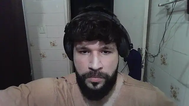 Snapshot of Cauan-t chatting on January 2025 09:09:02 PM Cauan-t online show from January 2025 09:09:02 PM