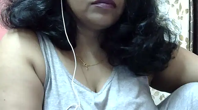Snapshot of Riya_riyaa chatting on January 2025 04:34:01 PM Riya riyaa online show from January 2025 04:34:01 PM