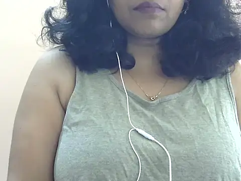 Snapshot of Riya_riyaa chatting on February 2025 06:54:01 AM Riya riyaa online show from February 2025 06:54:01 AM