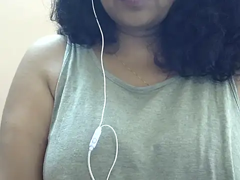 Snapshot of Riya_riyaa chatting on February 2025 10:05:01 AM Riya riyaa online show from February 2025 10:05:01 AM