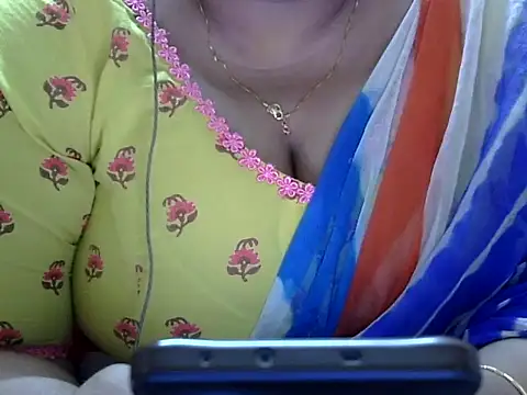 Snapshot of Riya_riyaa chatting on September 2025 03:56:02 PM Riya riyaa online show from September 2025 03:56:02 PM