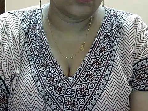 Snapshot of Riya_riyaa chatting on September 2025 04:07:01 PM Riya riyaa online show from September 2025 04:07:01 PM