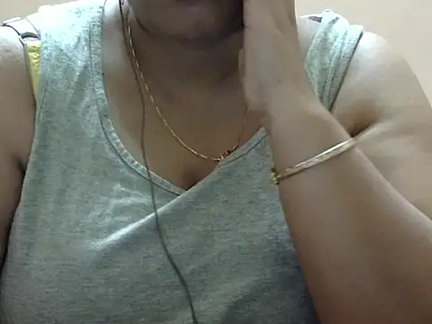 Snapshot of Riya_riyaa chatting on September 2025 04:19:01 PM Riya riyaa online show from September 2025 04:19:01 PM