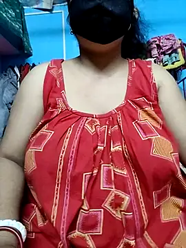 BERRY 00 online show from October 2025 06:06:01 PM