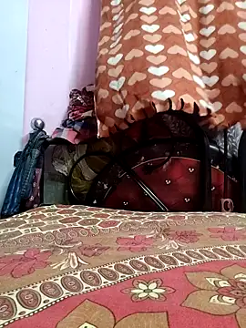 BERRY 00 online show from April 2026 10:02:02 AM