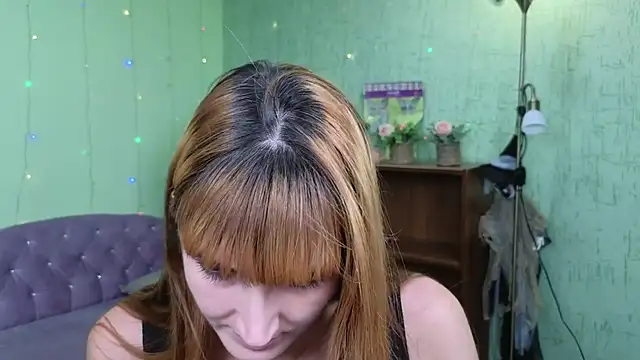 Snapshot of Nika_Kitten chatting on January 2025 03:55:01 PM Nika Kitten online show from January 2025 03:55:01 PM