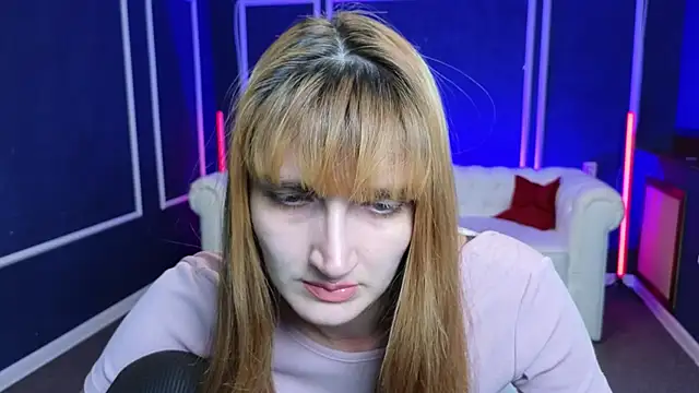 Snapshot of Nika_Kitten chatting on January 2025 02:42:02 PM Nika Kitten online show from January 2025 02:42:02 PM