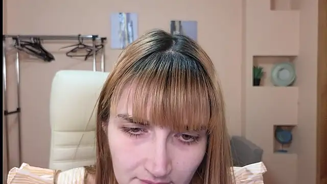 Snapshot of Nika_Kitten chatting on January 2025 05:09:01 PM Nika Kitten online show from January 2025 05:09:01 PM