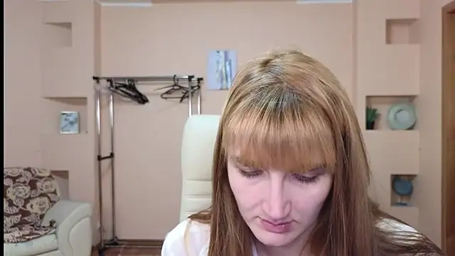 Snapshot of Nika_Kitten chatting on January 2025 05:28:01 PM Nika Kitten online show from January 2025 05:28:01 PM