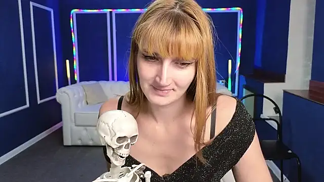 Snapshot of Nika_Kitten chatting on February 2025 08:55:02 PM Nika Kitten online show from February 2025 08:55:02 PM