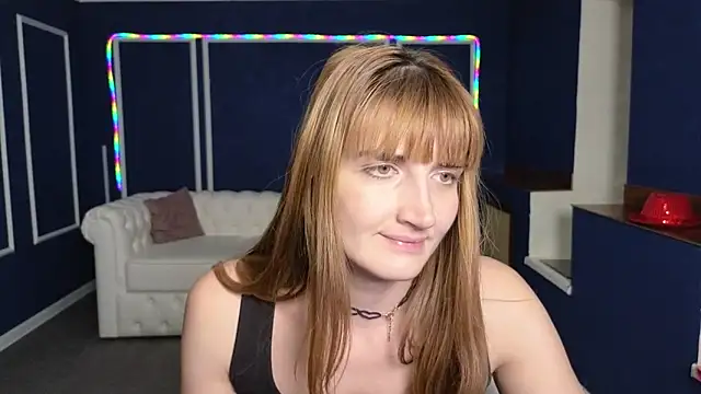 Snapshot of Nika_Kitten chatting on March 2025 08:42:02 PM Nika Kitten online show from March 2025 08:42:02 PM