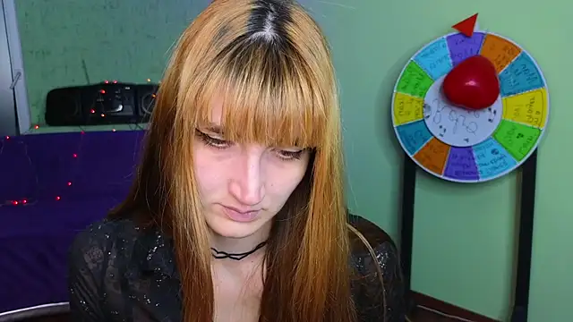 Snapshot of Nika_Kitten chatting on March 2025 06:11:01 PM Nika Kitten online show from March 2025 06:11:01 PM