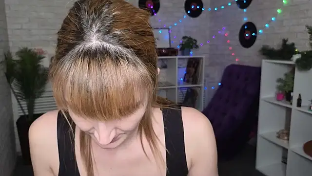 Snapshot of Nika_Kitten chatting on March 2025 08:09:01 PM Nika Kitten online show from March 2025 08:09:01 PM