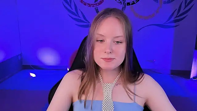 Snapshot of VivienLeeigh chatting on December 2024 12:13:01 PM VivienLeeigh online show from December 2024 12:13:01 PM
