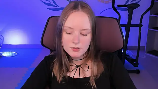 Snapshot of VivienLeeigh chatting on December 2024 07:14:02 PM VivienLeeigh online show from December 2024 07:14:02 PM