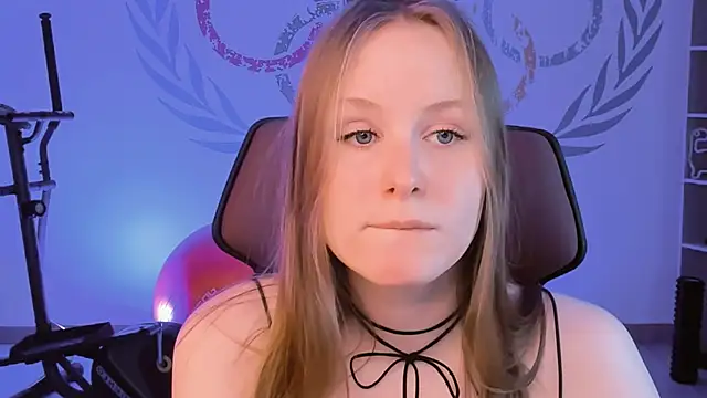 Snapshot of VivienLeeigh chatting on January 2025 01:07:01 PM VivienLeeigh online show from January 2025 01:07:01 PM