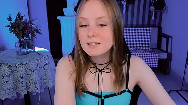 Snapshot of VivienLeeigh chatting on January 2025 01:31:02 PM VivienLeeigh online show from January 2025 01:31:02 PM