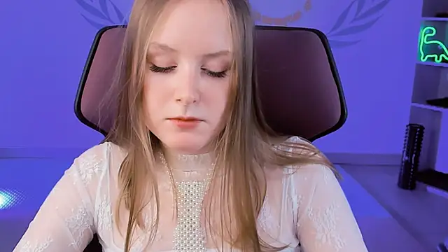 Snapshot of VivienLeeigh chatting on February 2025 05:29:02 PM VivienLeeigh online show from February 2025 05:29:02 PM