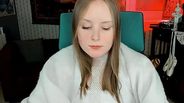 Snapshot of VivienLeeigh chatting on February 2025 07:41:02 PM VivienLeeigh online show from February 2025 07:41:02 PM