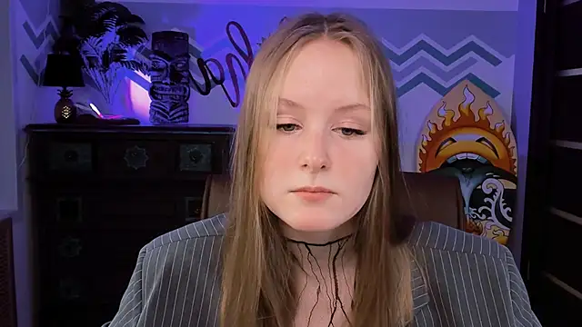 Snapshot of VivienLeeigh chatting on February 2025 09:11:02 AM VivienLeeigh online show from February 2025 09:11:02 AM