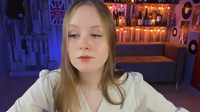 Snapshot of VivienLeeigh chatting on February 2025 01:14:01 PM VivienLeeigh online show from February 2025 01:14:01 PM