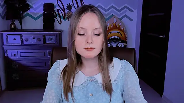 Snapshot of VivienLeeigh chatting on March 2025 11:16:01 PM VivienLeeigh online show from March 2025 11:16:01 PM