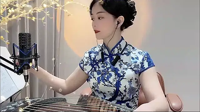 Snapshot of Tian-xin-999 chatting on September 2025 02:17:01 PM Tian-xin-999 online show from September 2025 02:17:01 PM