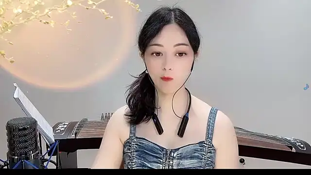 Snapshot of Tian-xin-999 chatting on September 2025 03:02:01 PM Tian-xin-999 online show from September 2025 03:02:01 PM