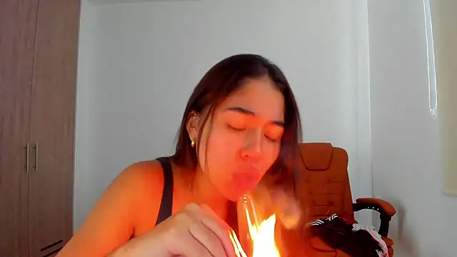 Snapshot of AriaMontgomery chatting on February 2025 12:38:02 AM AriaMontgomery online show from February 2025 12:38:02 AM