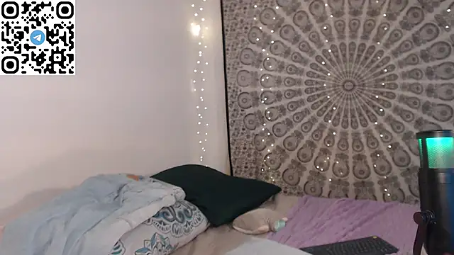 Snapshot of Angie_nova chatting on March 2025 11:17:01 PM Angie nova online show from March 2025 11:17:01 PM